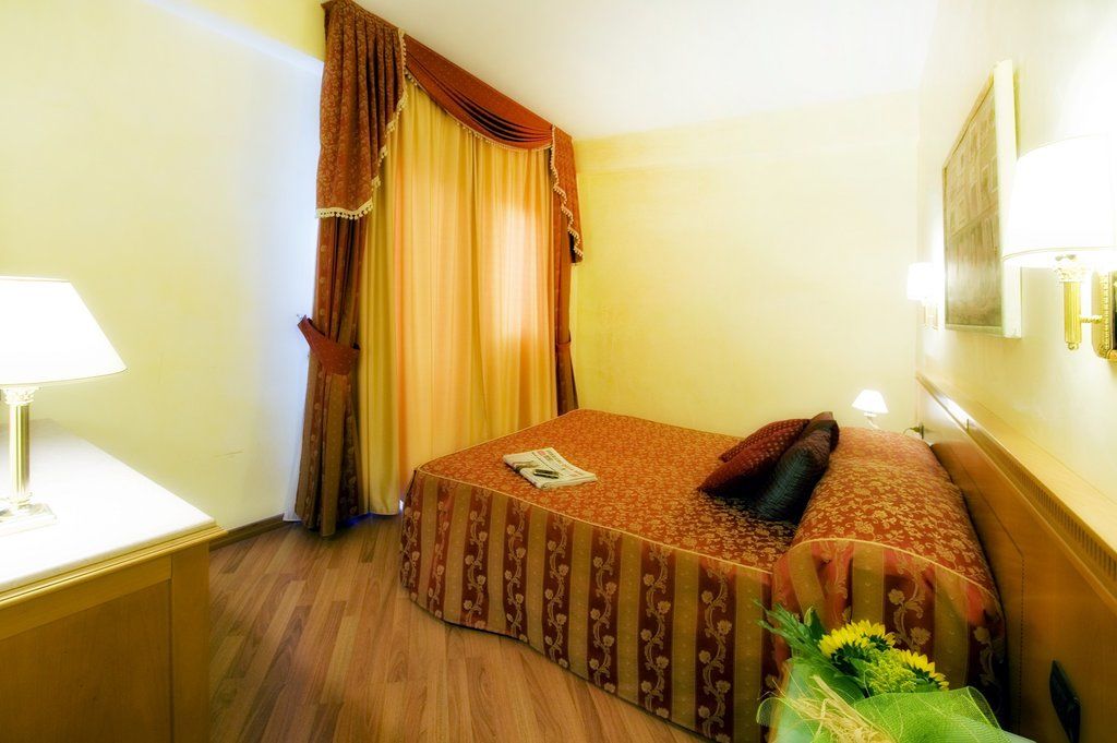 Hotel Bright Róma Kültér fotó